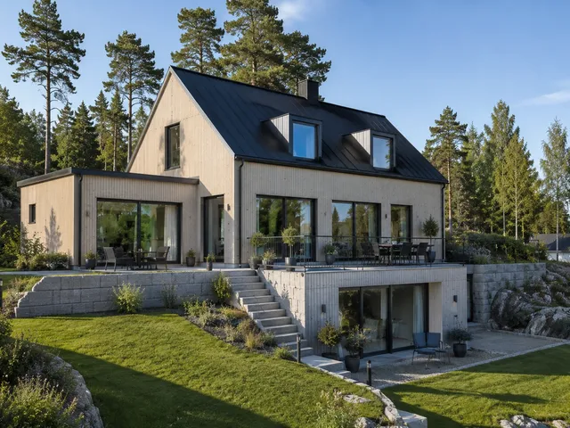 tillbyggnad på tomt i sluttning